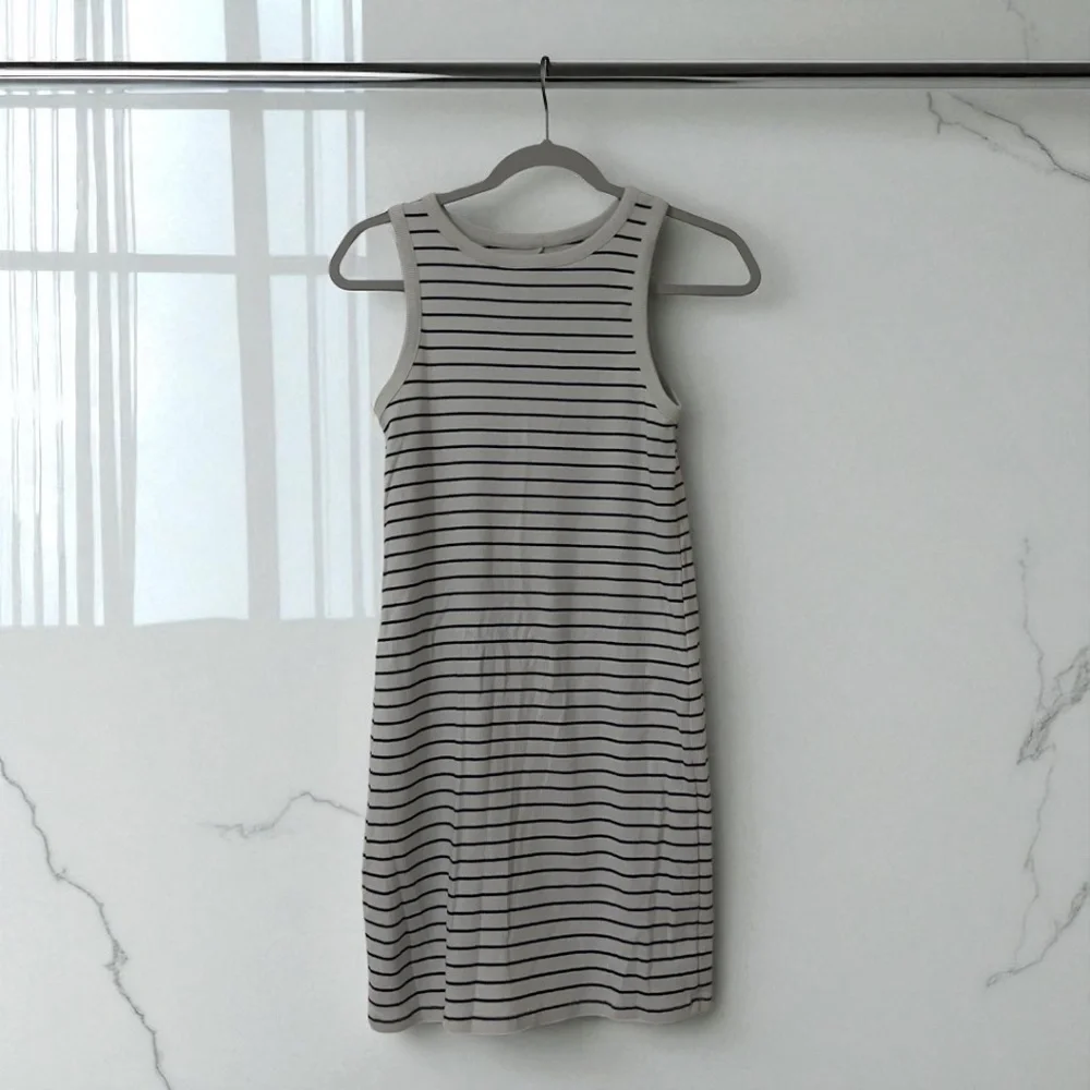 A New Day Navy & White Striped Sleeveless Tank Dress Size XS - Picture 1 of 3